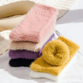 Женские мягкие пушистые носки для сна, осень-зима, теплые домашние носки-тапочки, однотонные женские плюшевые утепленные зимние носки из кораллового флиса - Изображение 1  
